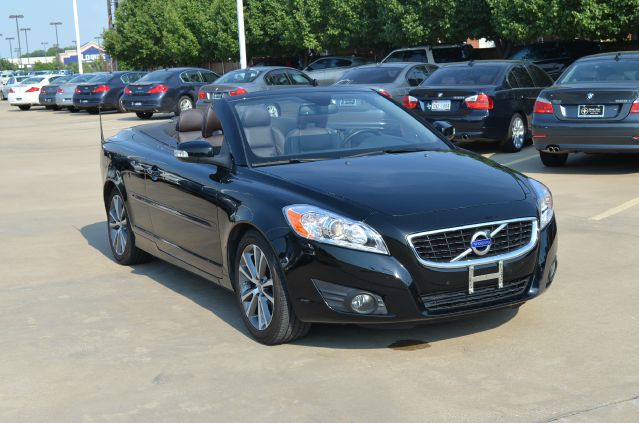 2012 Volvo C70 4X4 ED. Bauer EL
