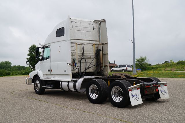 2000 Volvo DS Unknown