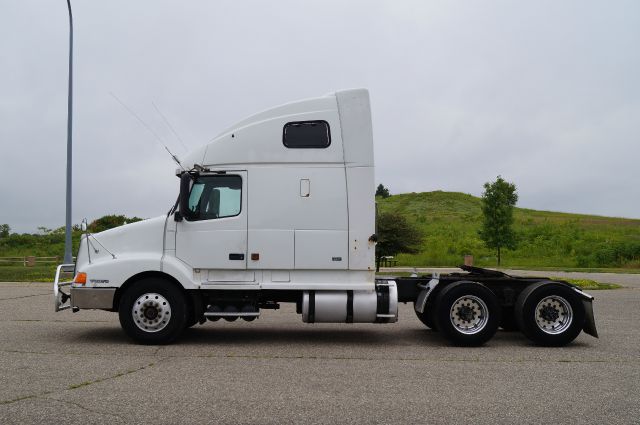 2000 Volvo DS Unknown