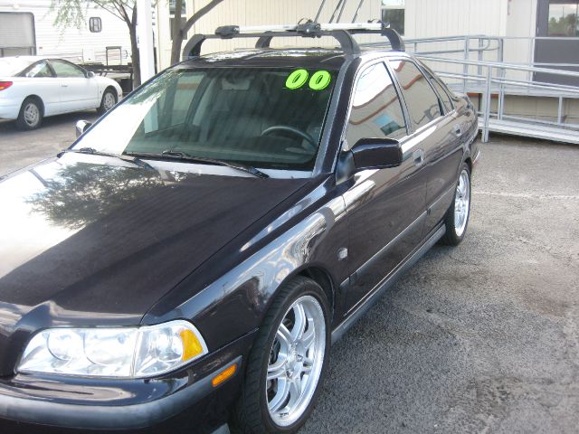 2000 Volvo S40 Base