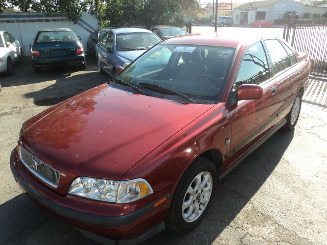 2000 Volvo S40 Base