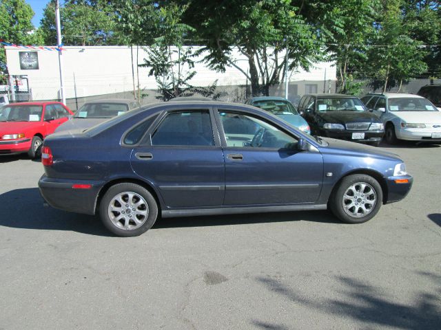 2002 Volvo S40 8