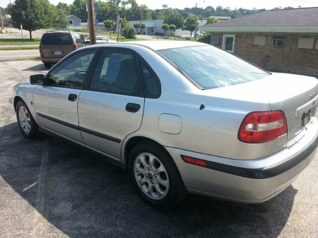 2002 Volvo S40 8