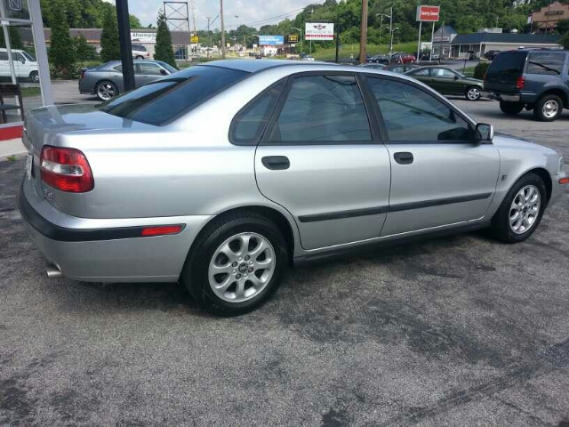 2002 Volvo S40 8