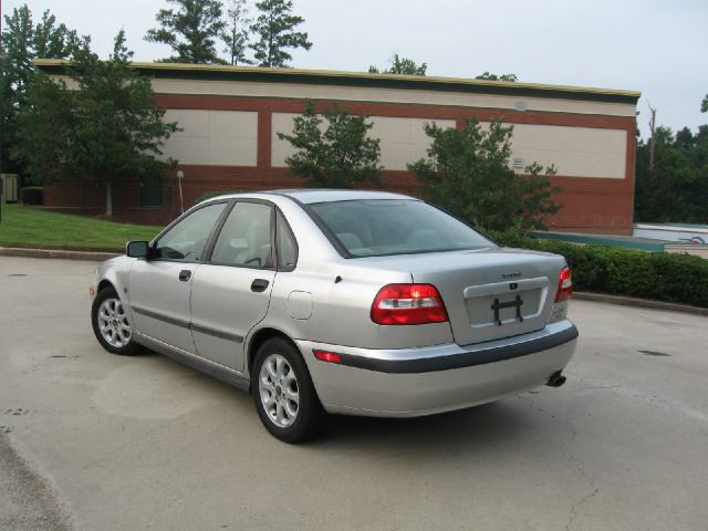 2002 Volvo S40 8