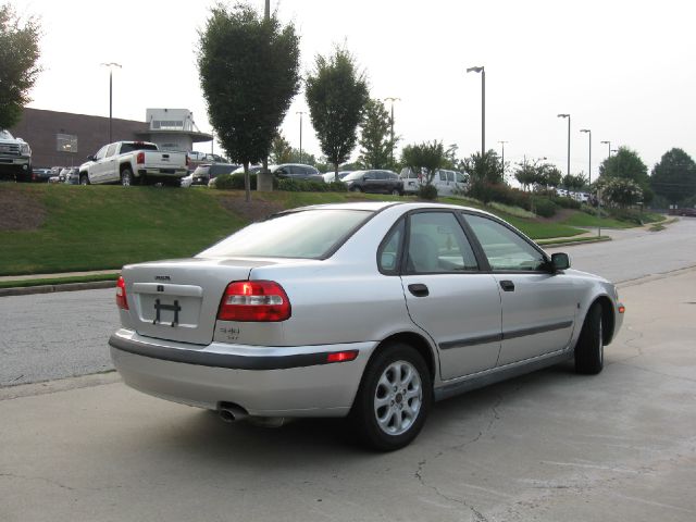 2002 Volvo S40 8