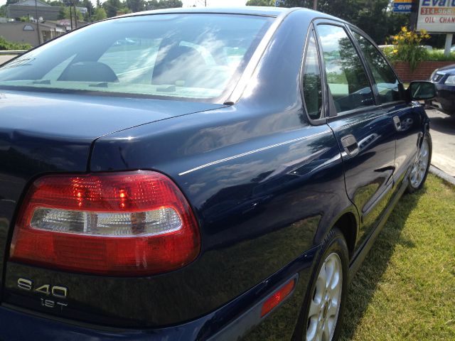 2002 Volvo S40 8