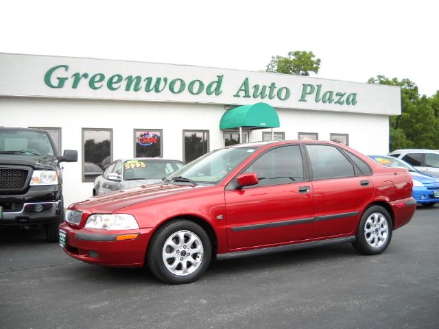 2002 Volvo S40 8