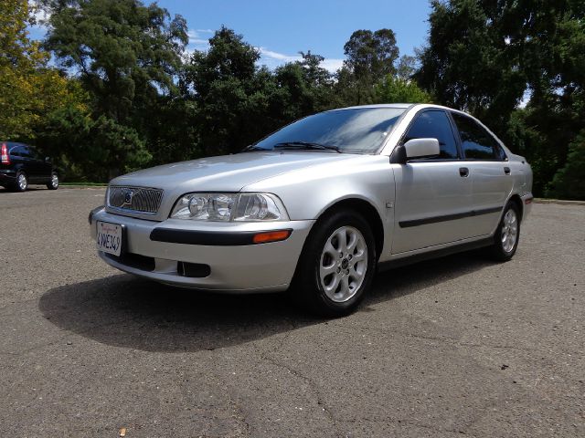 2002 Volvo S40 8
