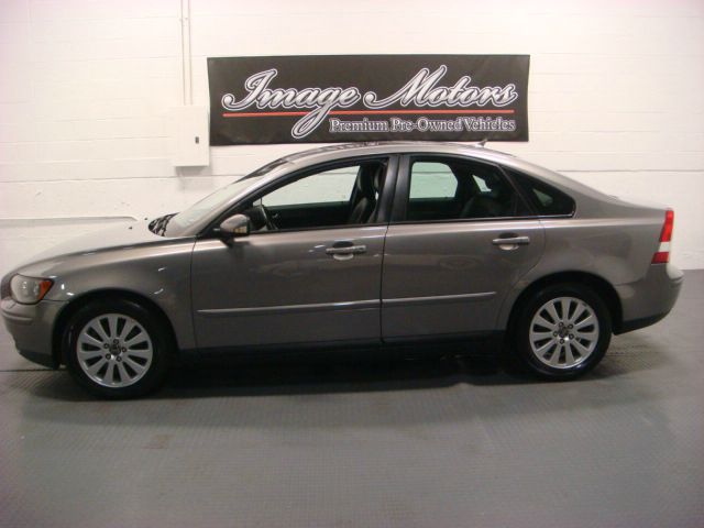 2004 Volvo S40 4dr 2.9L Twin Turbo AWD SUV