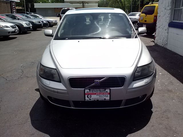 2005 Volvo S40 Lariat XL