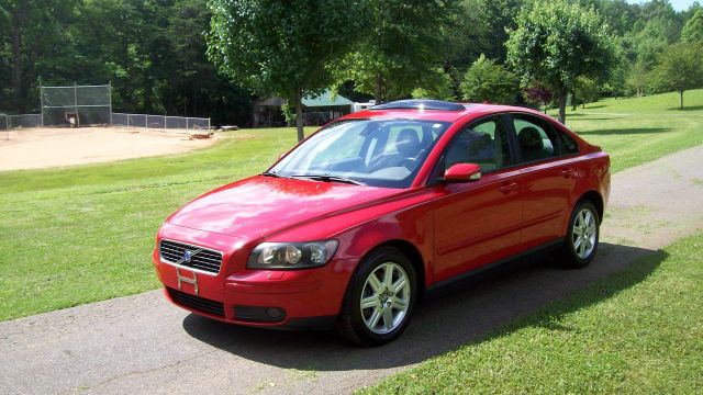 2005 Volvo S40 4X4 ED. Bauer EL