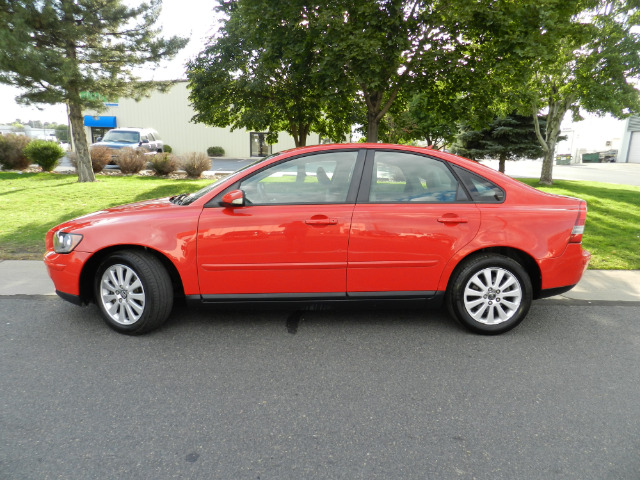 2005 Volvo S40 4X4 ED. Bauer EL