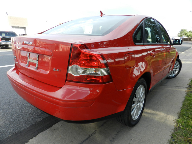 2005 Volvo S40 4X4 ED. Bauer EL