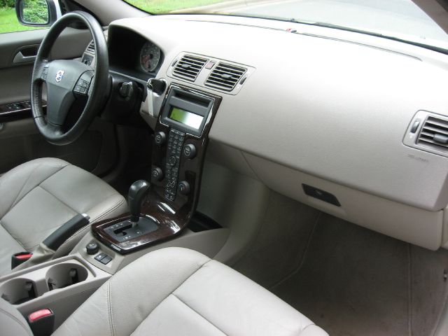 2005 Volvo S40 4X4 ED. Bauer EL