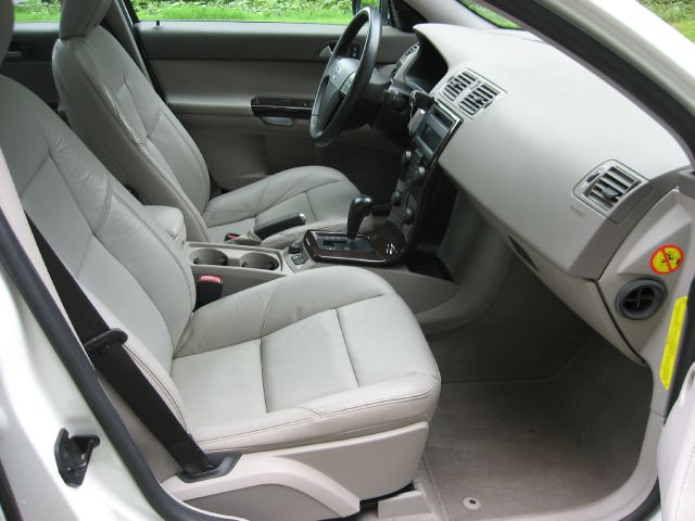 2005 Volvo S40 4X4 ED. Bauer EL