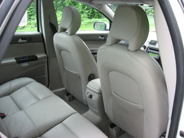 2005 Volvo S40 4X4 ED. Bauer EL