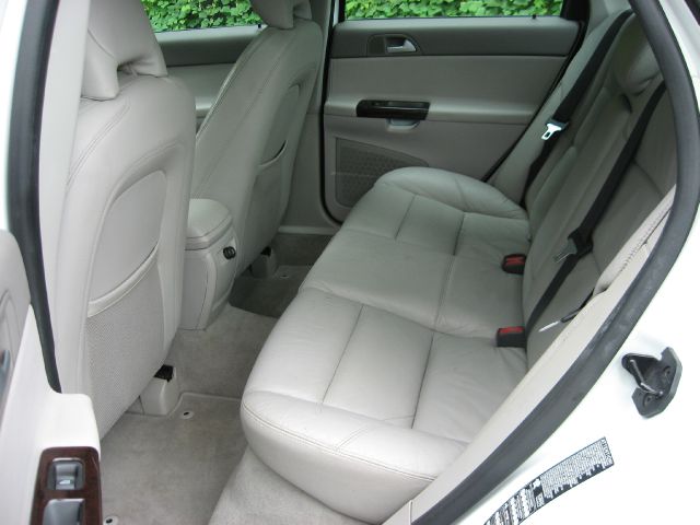 2005 Volvo S40 4X4 ED. Bauer EL