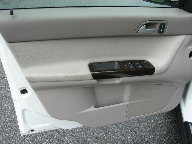 2005 Volvo S40 4X4 ED. Bauer EL