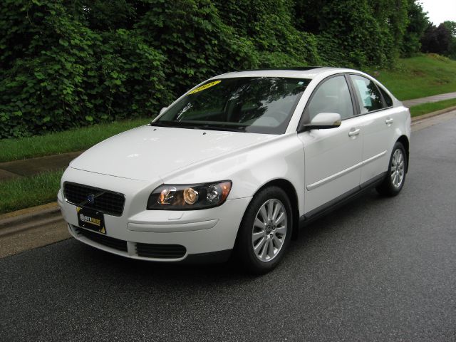 2005 Volvo S40 4X4 ED. Bauer EL