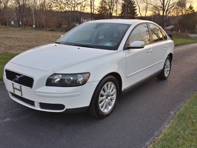 2005 Volvo S40 4X4 ED. Bauer EL