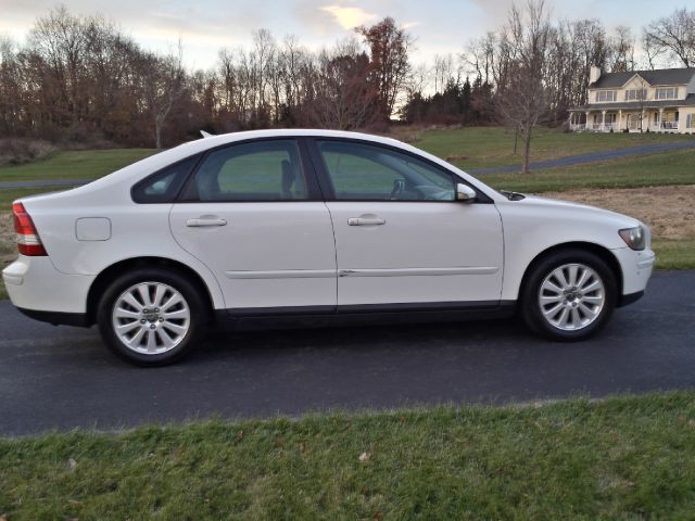 2005 Volvo S40 4X4 ED. Bauer EL