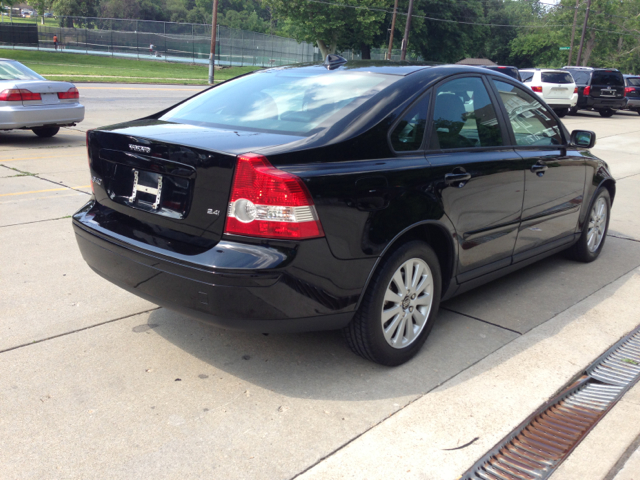 2005 Volvo S40 4X4 ED. Bauer EL