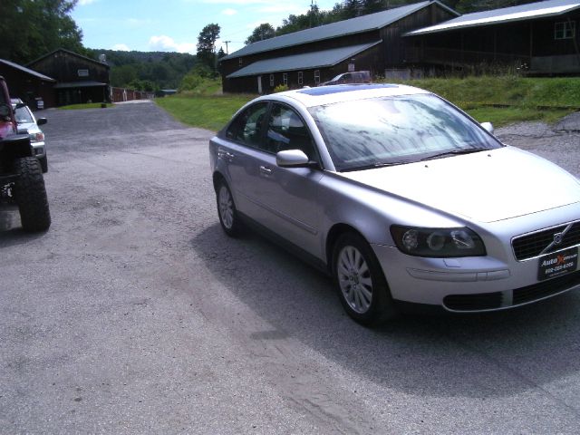 2005 Volvo S40 4X4 ED. Bauer EL