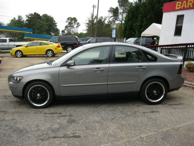2005 Volvo S40 4X4 ED. Bauer EL