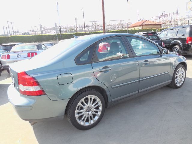 2005 Volvo S40 4X4 ED. Bauer EL
