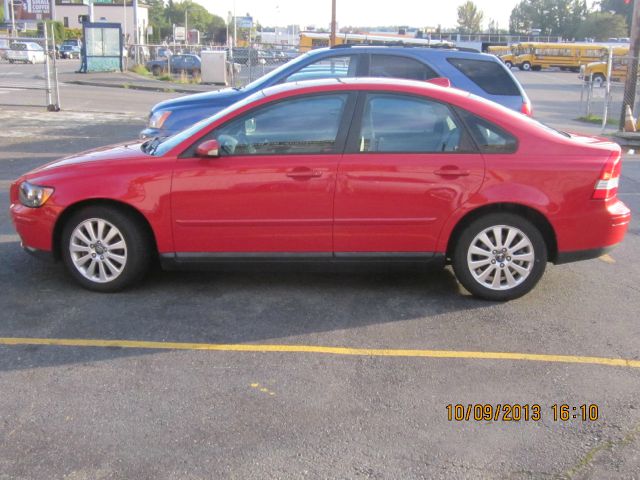 2005 Volvo S40 4X4 ED. Bauer EL