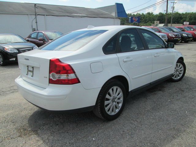 2005 Volvo S40 4X4 ED. Bauer EL