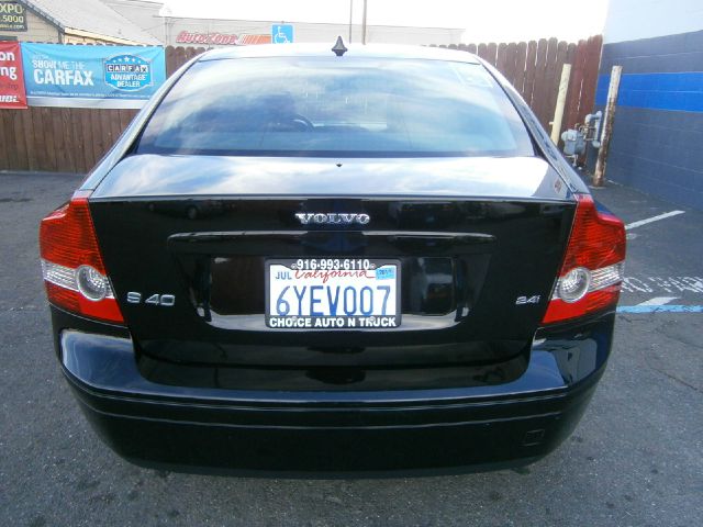 2006 Volvo S40 4X4 ED. Bauer EL