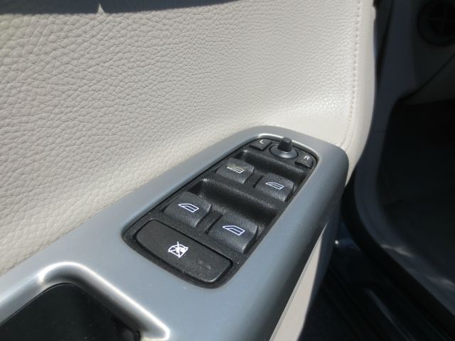 2006 Volvo S40 CREW CAB 153.0 WB SLE