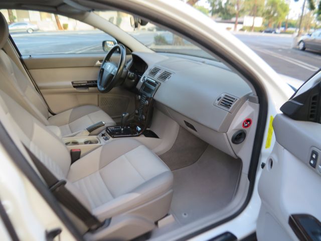 2006 Volvo S40 4X4 ED. Bauer EL