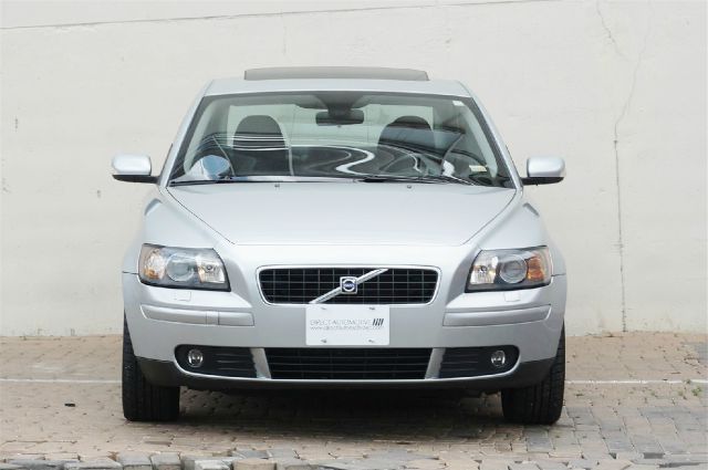 2006 Volvo S40 4dr 2.9L Twin Turbo AWD SUV