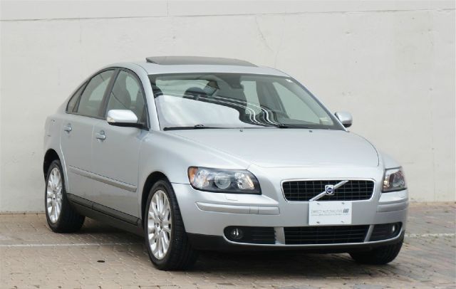 2006 Volvo S40 4dr 2.9L Twin Turbo AWD SUV