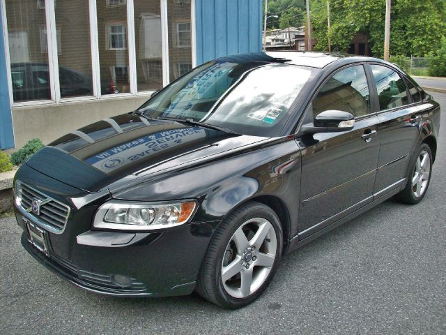 2008 Volvo S40 4X4 ED. Bauer EL