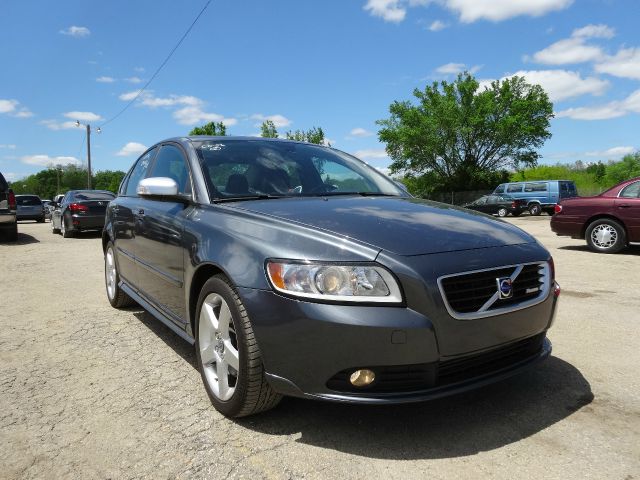 2009 Volvo S40 V6 AWD SUV