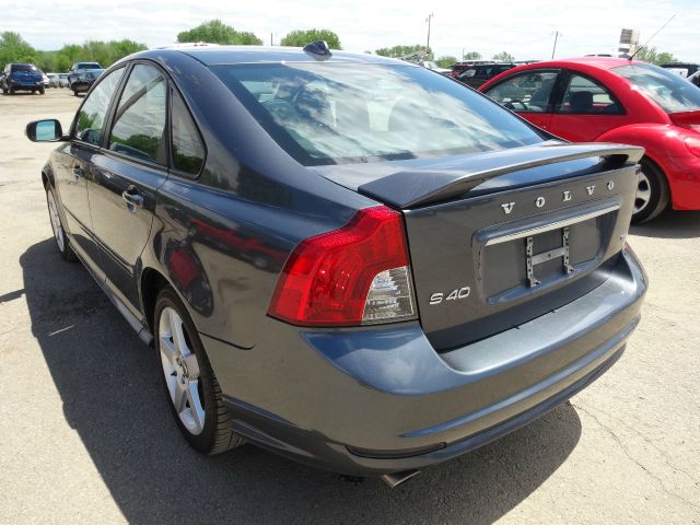 2009 Volvo S40 V6 AWD SUV
