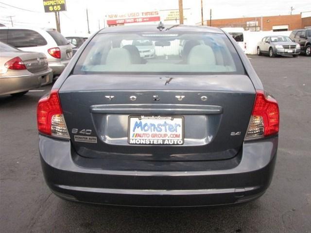 2010 Volvo S40 4X4 ED. Bauer EL