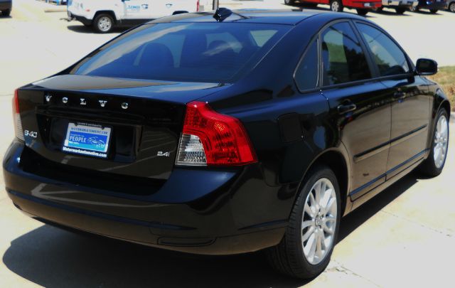 2010 Volvo S40 4X4 ED. Bauer EL