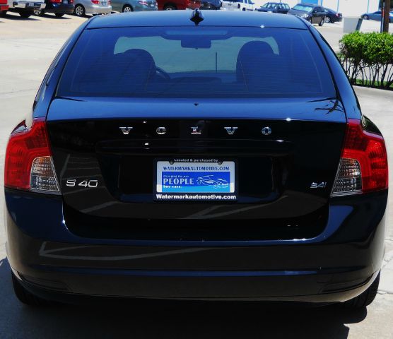 2010 Volvo S40 4X4 ED. Bauer EL