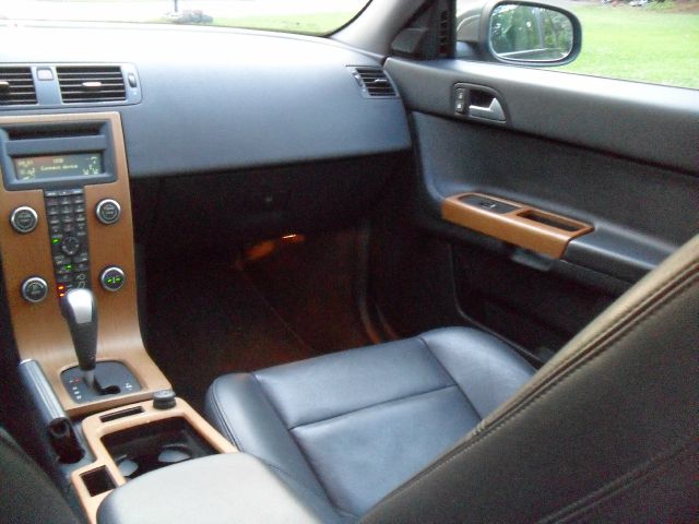 2010 Volvo S40 4X4 ED. Bauer EL