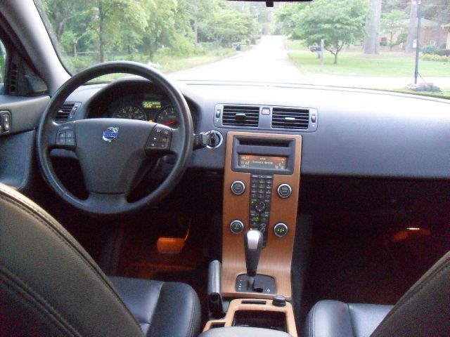 2010 Volvo S40 4X4 ED. Bauer EL