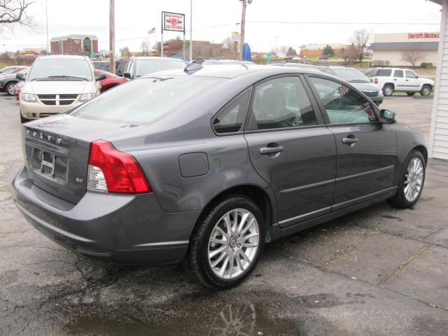 2010 Volvo S40 Unknown