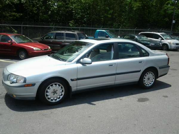 2000 Volvo S60 Unknown
