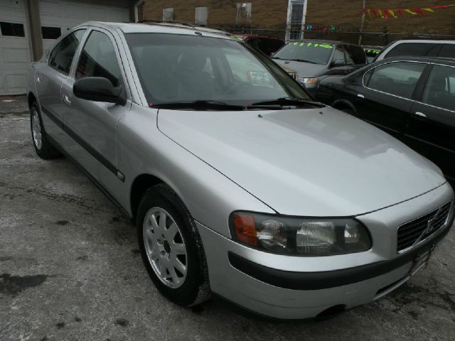 2001 Volvo S60 4WD 4dr Sport