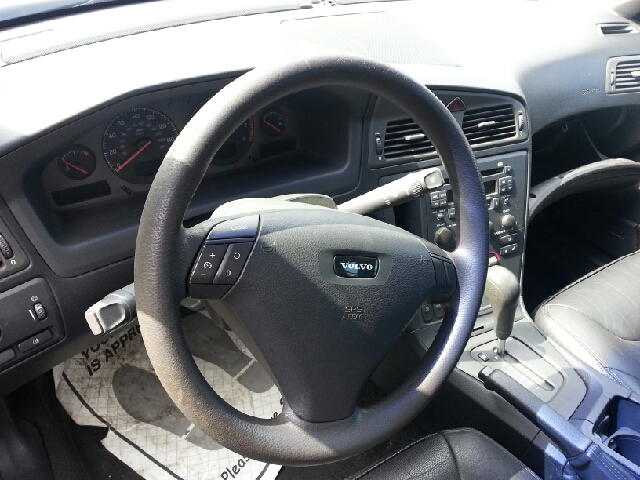 2001 Volvo S60 4WD 4dr Sport