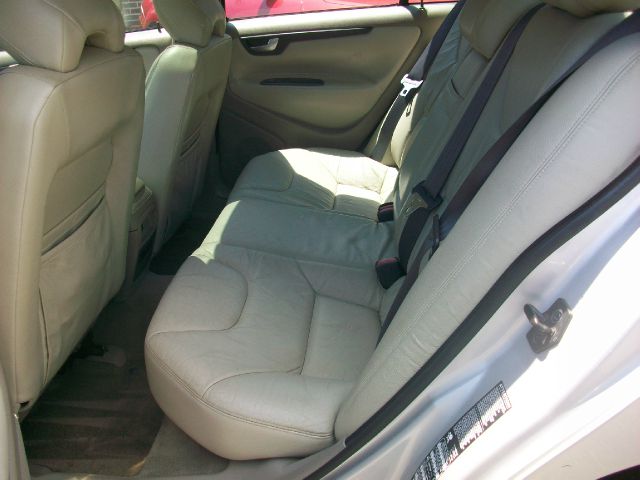 2001 Volvo S60 4WD 4dr Sport